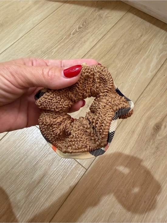 Hunza G x Burberry collab scrunchie